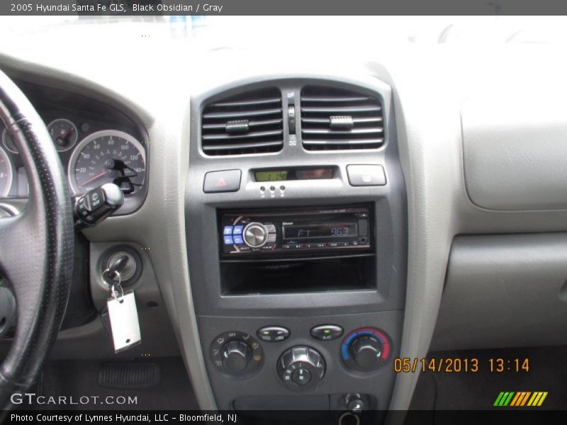 Black Obsidian / Gray 2005 Hyundai Santa Fe GLS