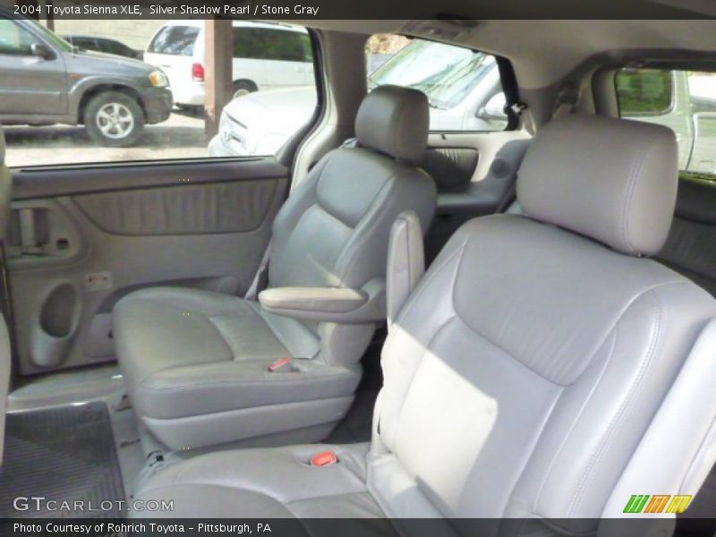 Silver Shadow Pearl / Stone Gray 2004 Toyota Sienna XLE