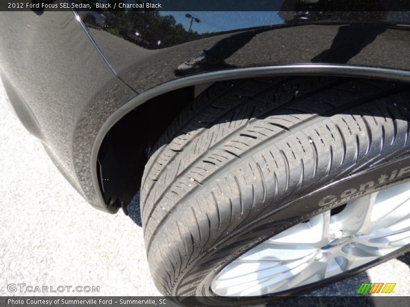 Black / Charcoal Black 2012 Ford Focus SEL Sedan