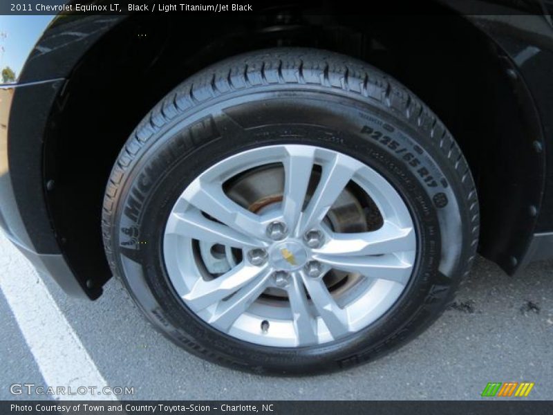 Black / Light Titanium/Jet Black 2011 Chevrolet Equinox LT