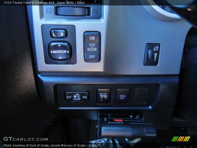 Super White / Black 2010 Toyota Tundra CrewMax 4x4