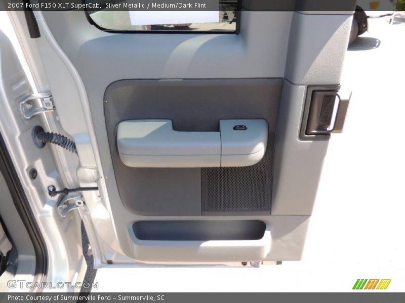 Silver Metallic / Medium/Dark Flint 2007 Ford F150 XLT SuperCab