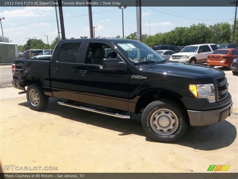 Tuxedo Black Metallic / Steel Gray 2013 Ford F150 XL SuperCrew
