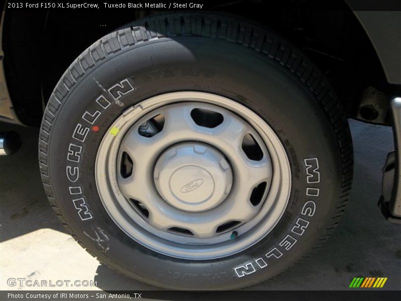 Tuxedo Black Metallic / Steel Gray 2013 Ford F150 XL SuperCrew