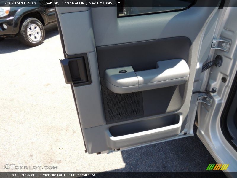 Silver Metallic / Medium/Dark Flint 2007 Ford F150 XLT SuperCab