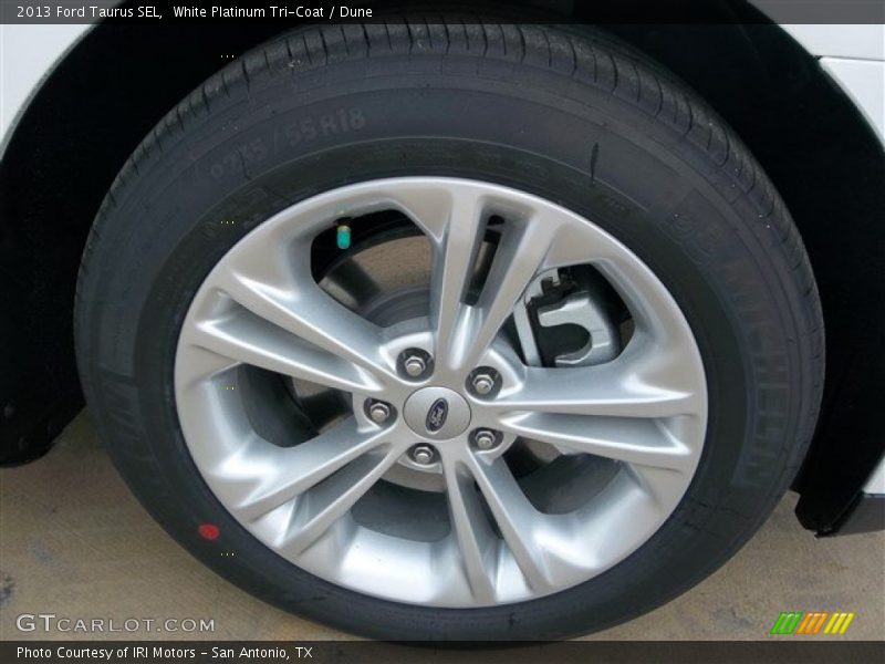 White Platinum Tri-Coat / Dune 2013 Ford Taurus SEL
