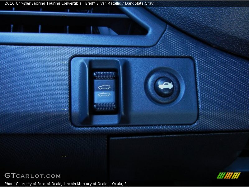 Bright Silver Metallic / Dark Slate Gray 2010 Chrysler Sebring Touring Convertible