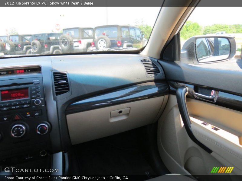 Snow White Pearl / Beige 2012 Kia Sorento LX V6