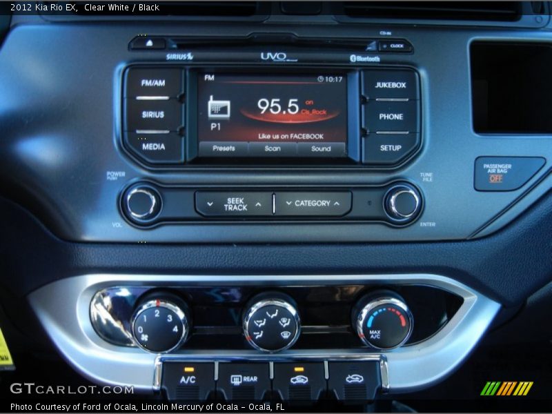 Clear White / Black 2012 Kia Rio EX