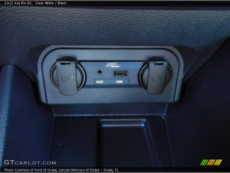 Clear White / Black 2012 Kia Rio EX