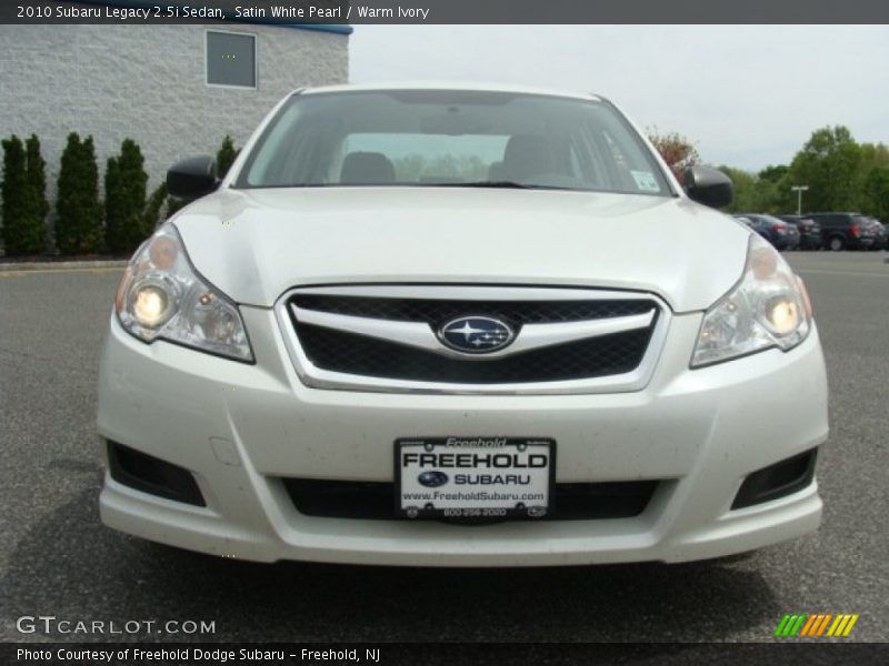 Satin White Pearl / Warm Ivory 2010 Subaru Legacy 2.5i Sedan