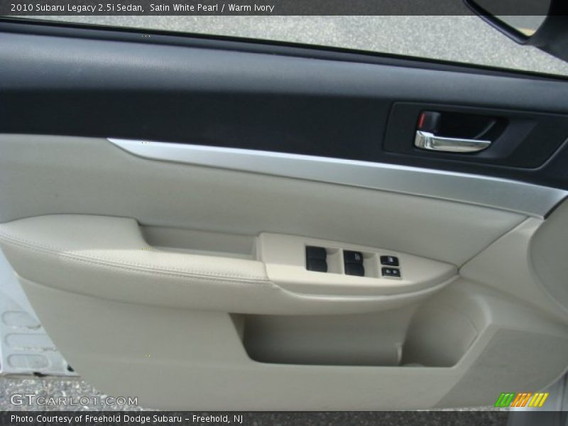 Satin White Pearl / Warm Ivory 2010 Subaru Legacy 2.5i Sedan
