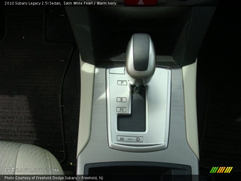 Satin White Pearl / Warm Ivory 2010 Subaru Legacy 2.5i Sedan