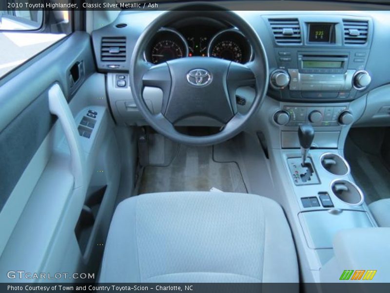 Classic Silver Metallic / Ash 2010 Toyota Highlander