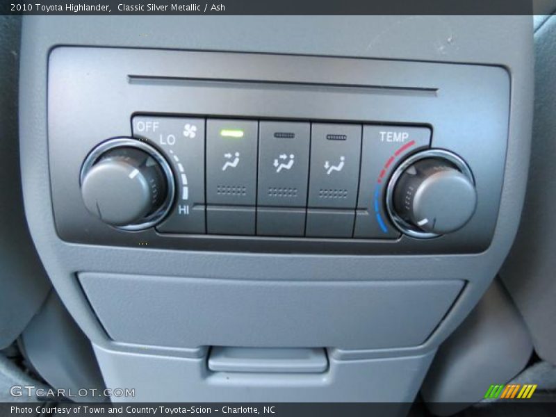 Classic Silver Metallic / Ash 2010 Toyota Highlander