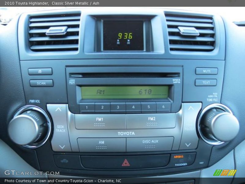 Classic Silver Metallic / Ash 2010 Toyota Highlander