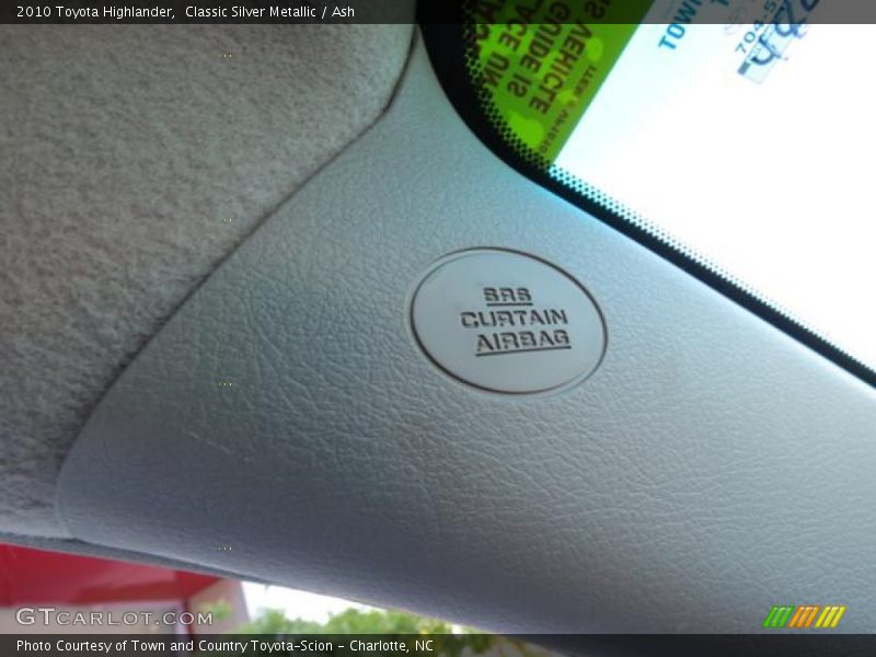 Classic Silver Metallic / Ash 2010 Toyota Highlander