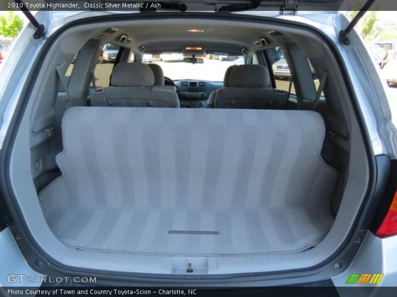 Classic Silver Metallic / Ash 2010 Toyota Highlander