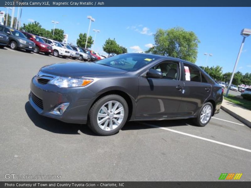 Magnetic Gray Metallic / Ash 2013 Toyota Camry XLE