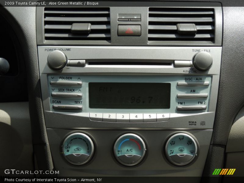 Aloe Green Metallic / Bisque 2009 Toyota Camry LE