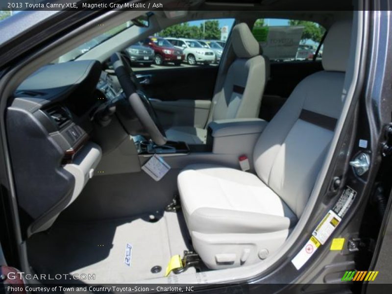 Magnetic Gray Metallic / Ash 2013 Toyota Camry XLE
