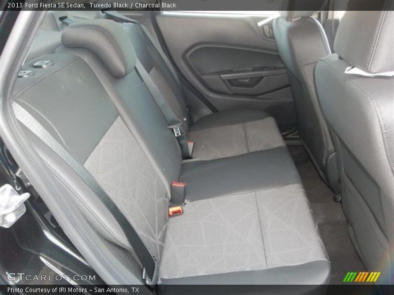 Tuxedo Black / Charcoal Black 2013 Ford Fiesta SE Sedan