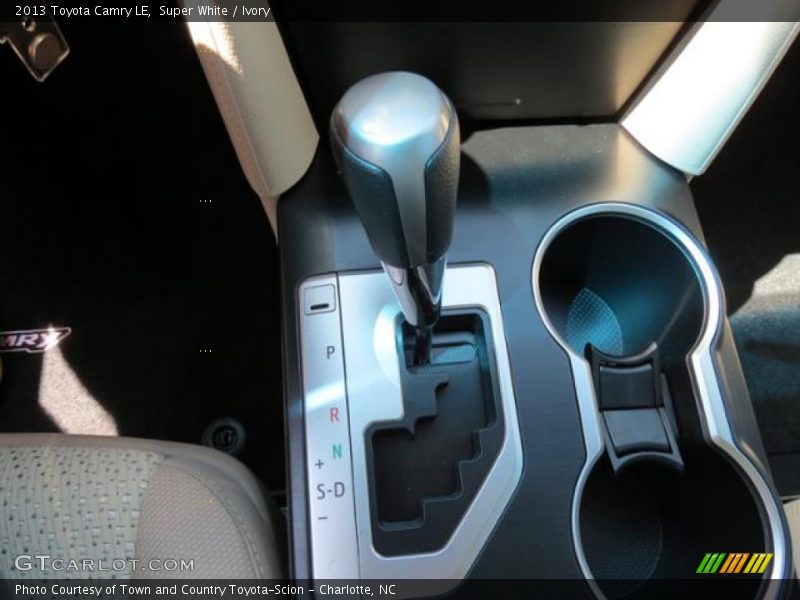 Super White / Ivory 2013 Toyota Camry LE