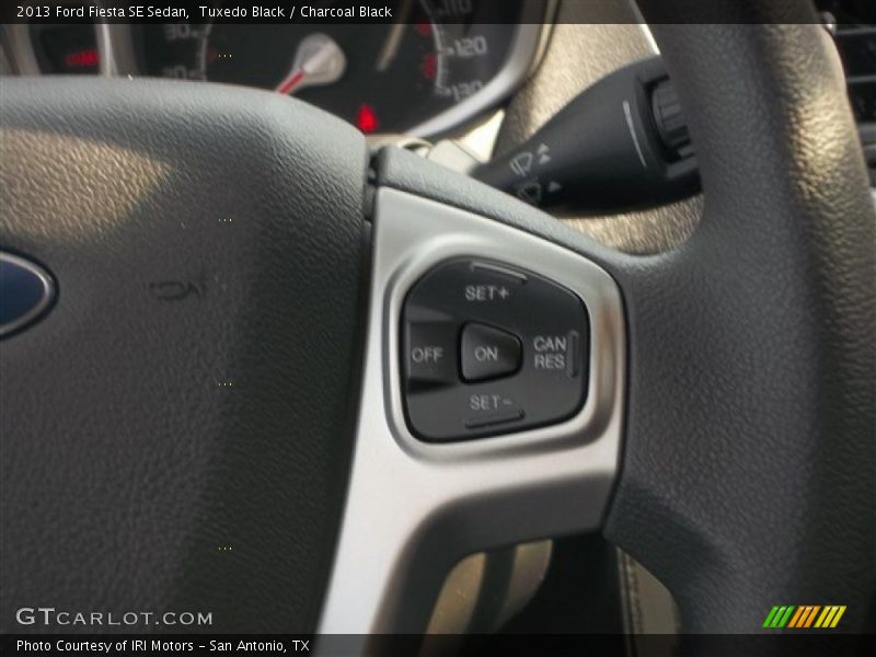 Tuxedo Black / Charcoal Black 2013 Ford Fiesta SE Sedan
