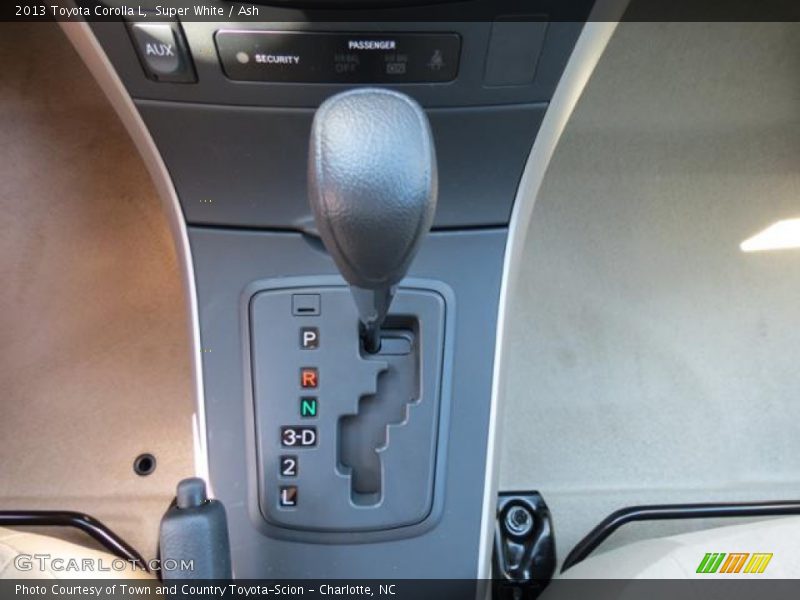 Super White / Ash 2013 Toyota Corolla L