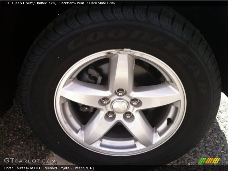 Blackberry Pearl / Dark Slate Gray 2011 Jeep Liberty Limited 4x4