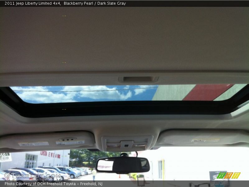 Blackberry Pearl / Dark Slate Gray 2011 Jeep Liberty Limited 4x4