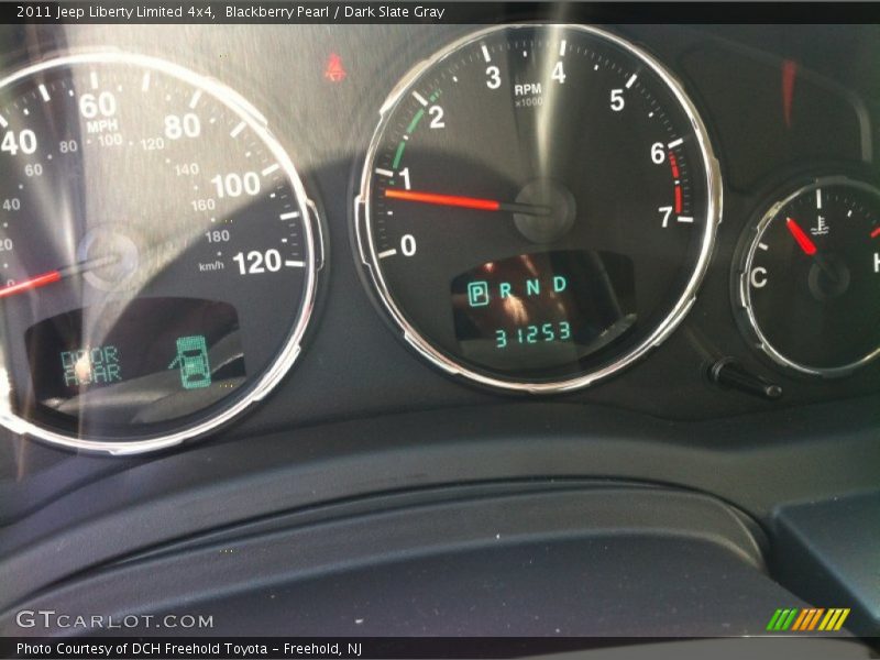 Blackberry Pearl / Dark Slate Gray 2011 Jeep Liberty Limited 4x4