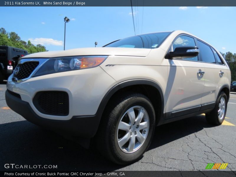 White Sand Beige / Beige 2011 Kia Sorento LX