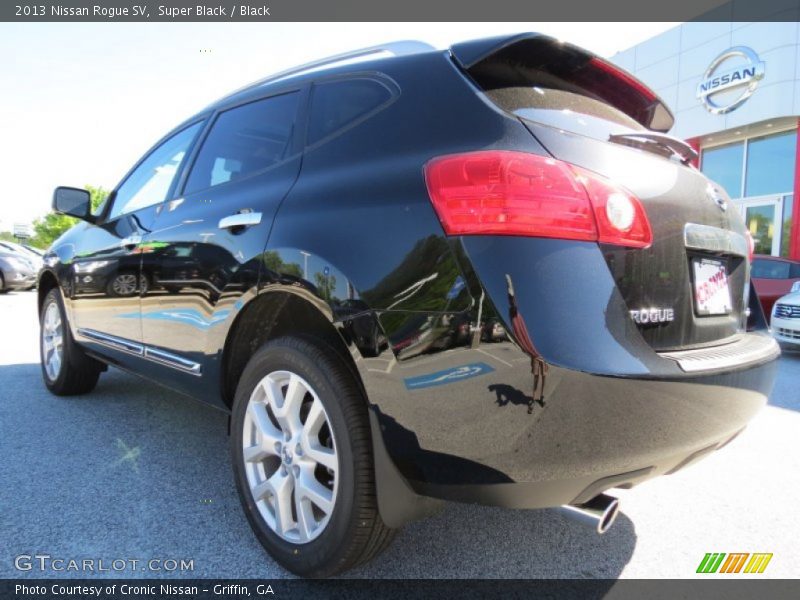 Super Black / Black 2013 Nissan Rogue SV