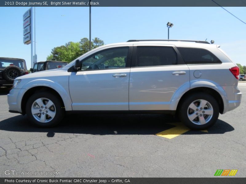 Bright Silver Metallic / Black 2013 Dodge Journey SE