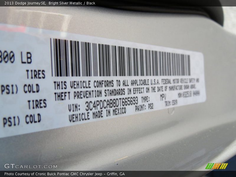 Bright Silver Metallic / Black 2013 Dodge Journey SE