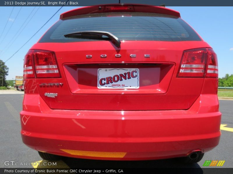 Bright Red / Black 2013 Dodge Journey SE
