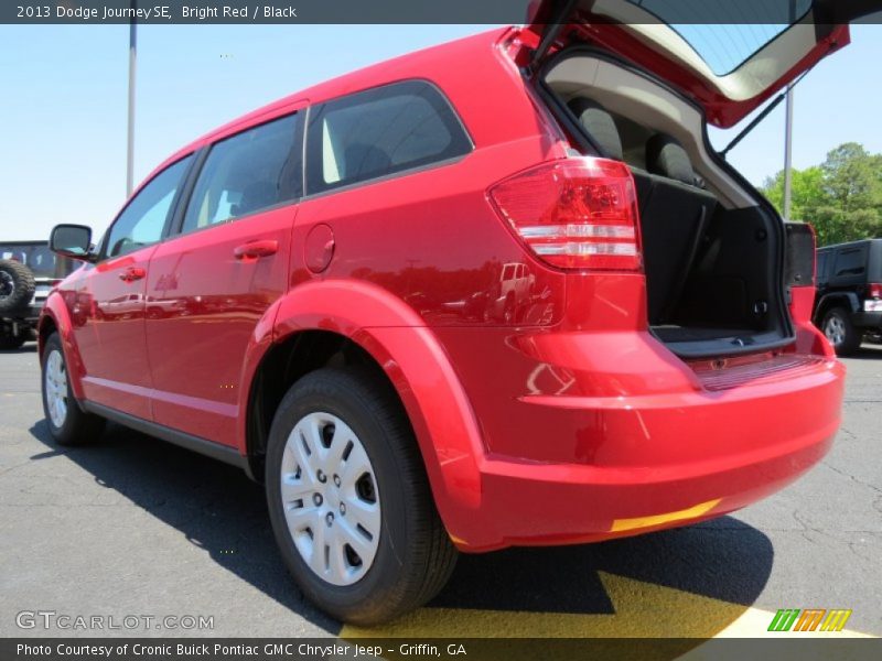 Bright Red / Black 2013 Dodge Journey SE