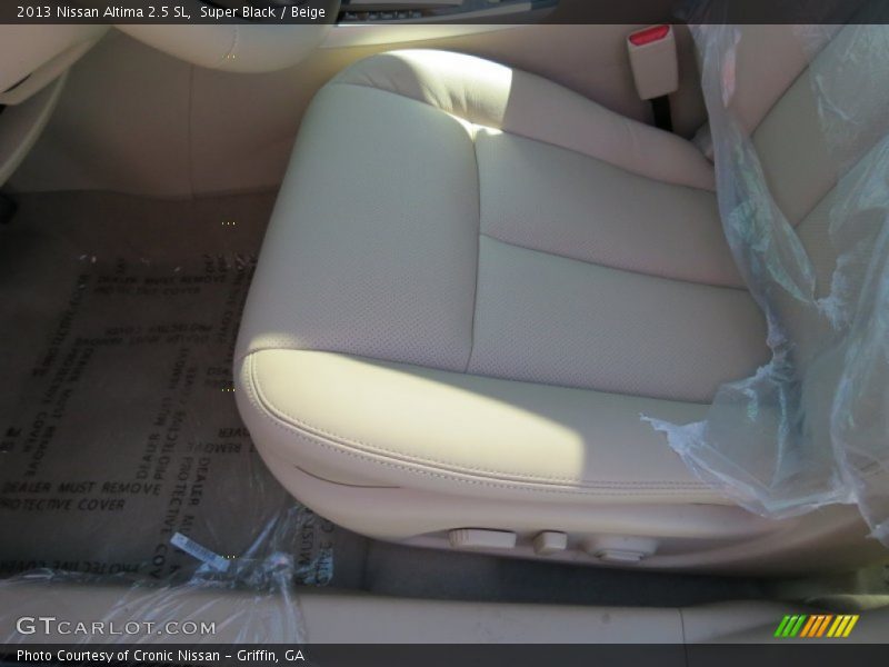 Super Black / Beige 2013 Nissan Altima 2.5 SL