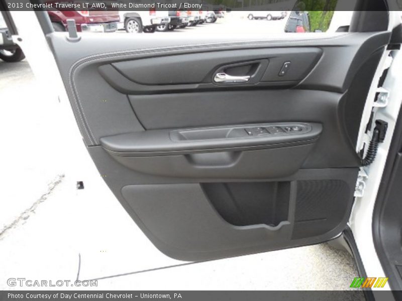 White Diamond Tricoat / Ebony 2013 Chevrolet Traverse LT AWD