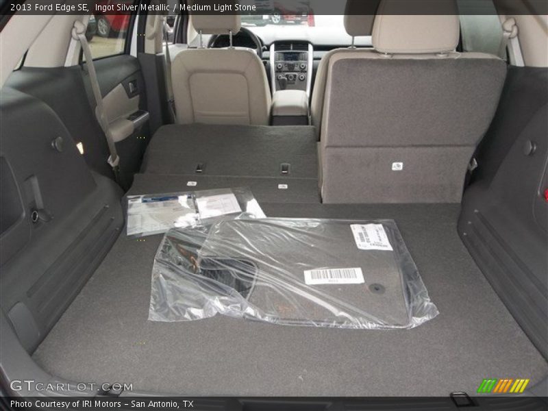 Ingot Silver Metallic / Medium Light Stone 2013 Ford Edge SE