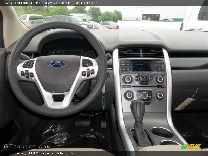 Ingot Silver Metallic / Medium Light Stone 2013 Ford Edge SE