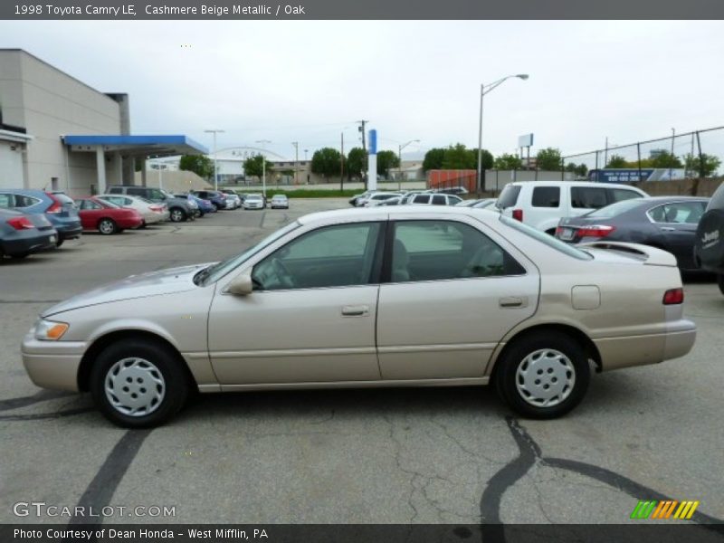 Cashmere Beige Metallic / Oak 1998 Toyota Camry LE