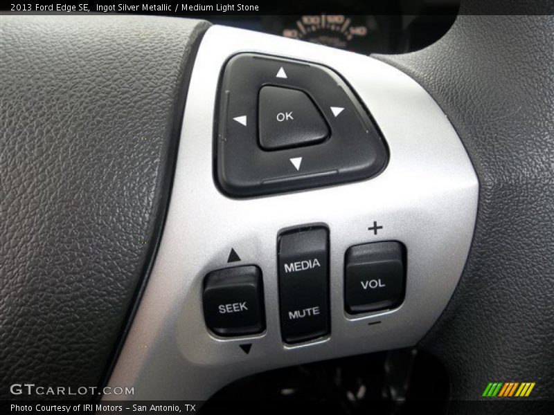 Ingot Silver Metallic / Medium Light Stone 2013 Ford Edge SE