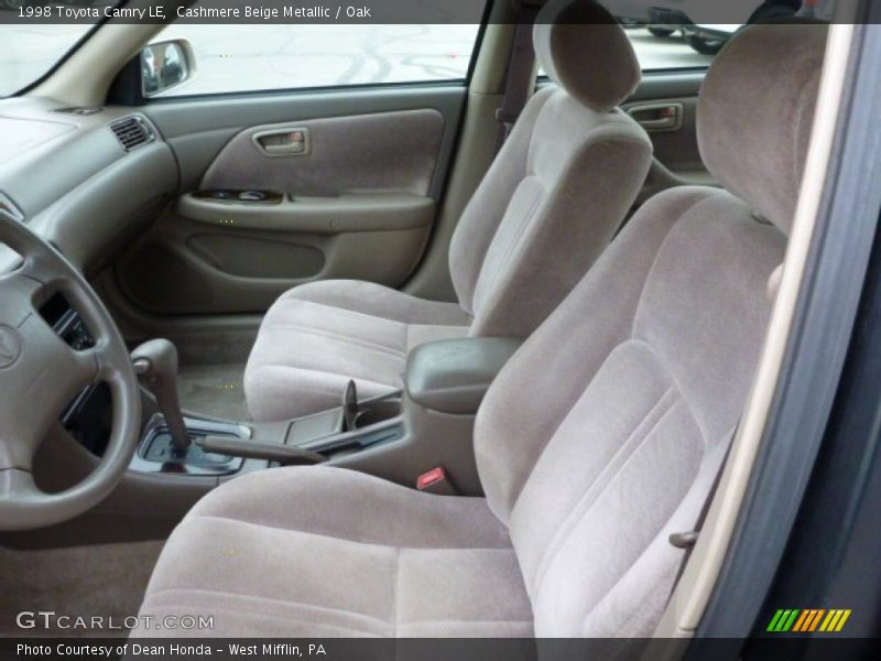Cashmere Beige Metallic / Oak 1998 Toyota Camry LE