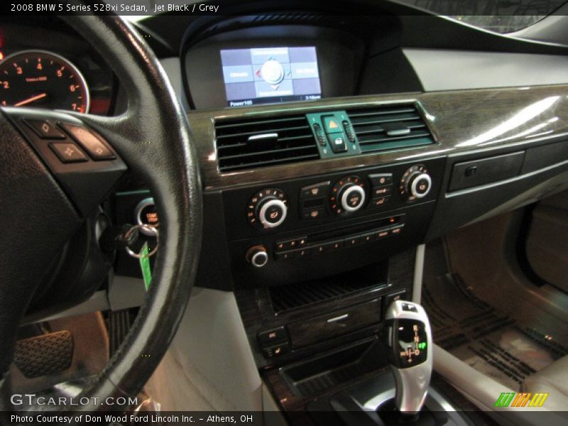 Jet Black / Grey 2008 BMW 5 Series 528xi Sedan