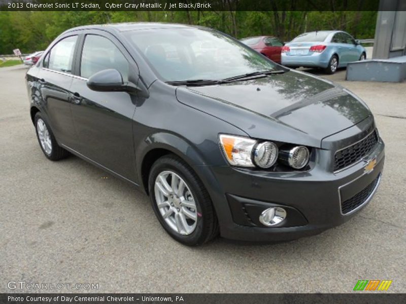 Front 3/4 View of 2013 Sonic LT Sedan