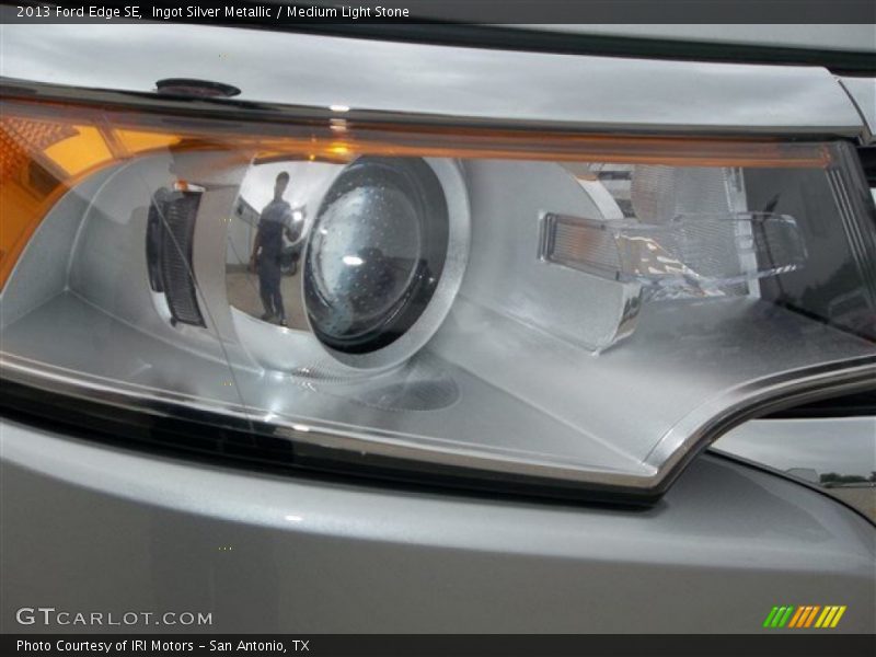 Ingot Silver Metallic / Medium Light Stone 2013 Ford Edge SE