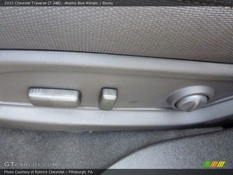 Atlantis Blue Metallic / Ebony 2013 Chevrolet Traverse LT AWD