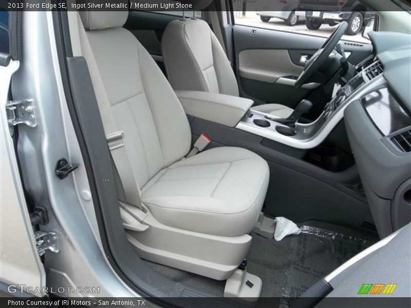 Ingot Silver Metallic / Medium Light Stone 2013 Ford Edge SE